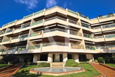 Appartement à vendre à GOLFE JUAN  - 2 pièces - 64 m² 