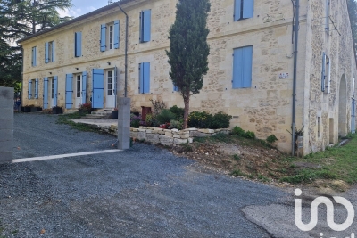 Maison à vendre à BLESIGNAC  - 7 pièces - 295 m² 