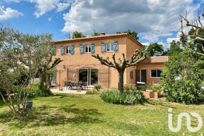 Maison à vendre à AIX-EN-PROVENCE  - 7 pièces - 177 m² 