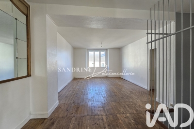 Bien à vendre à NORT SUR ERDRE   - 254 m² 