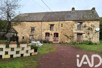Maison à vendre à NEANT SUR YVEL  - 5 pièces - 117 m² 