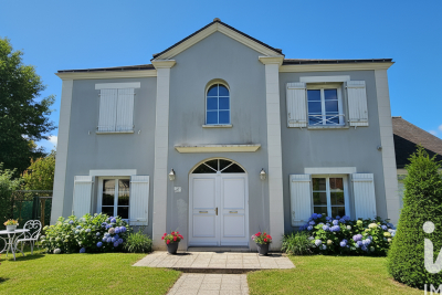 Maison à vendre à TREILLIERES  - 7 pièces - 160 m² 