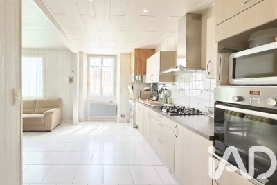 Maison à vendre à LES BILLAUX  - 4 pièces - 112 m² 