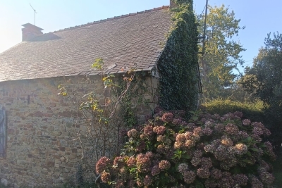 Maison à vendre à MENEAC  - 2 pièces - 70 m² 