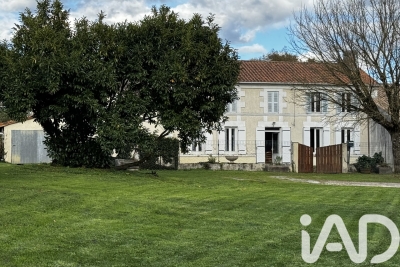 Maison à vendre terrain avec hangar charente maritime