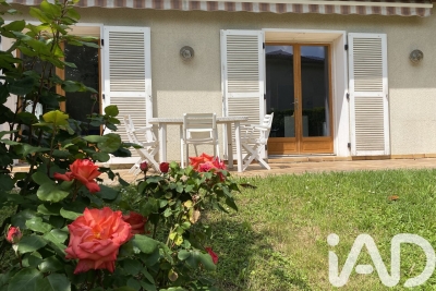 Maison à vendre à MONTCEAU  - 4 pièces - 101 m² 