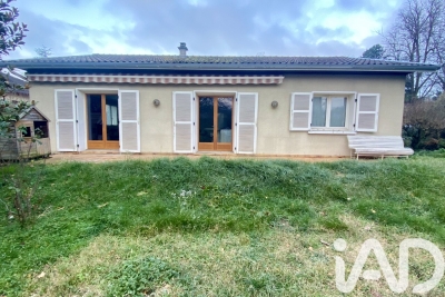 Maison à vendre à MONTCEAU  - 4 pièces - 101 m² 