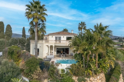 House for sale pool sea view 