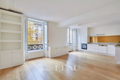 Appartement à vendre à PARIS 7EME Javel 1 - 3 pièces - 63 m² 