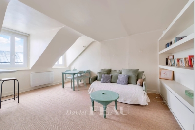 Appartement &agrave; vendre &agrave; PARIS 7EME  - 2 pi&egrave;ces - 50 m&sup2; 