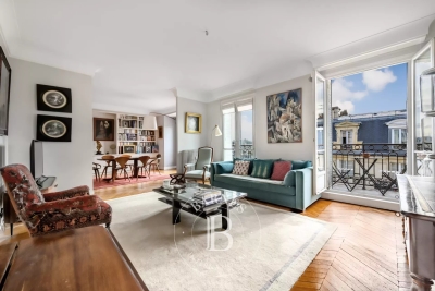 Apartment for sale in PARIS 3EME  - 5 rooms - 159 m² 