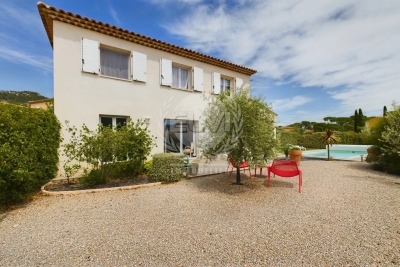 Maison à vendre à PLAN-DE-LA-TOUR  - 4 pièces - 124 m² 