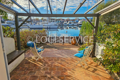 Apartment for sale in PORT-GRIMAUD  - 2 rooms - 46 m&sup2; 