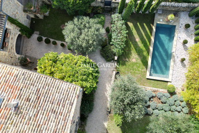 Maison &agrave; vendre villa avec jardin a uzes 