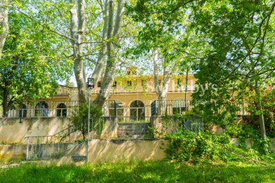 Maison à vendre usage mixte 