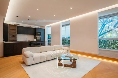 Appartement &agrave; vendre &agrave; MARSEILLE 8EME  - 3 pi&egrave;ces - 117 m&sup2; 