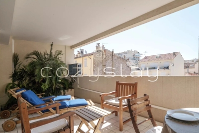 Apartment for sale in CANNES  - 2 rooms - 62 m&sup2; 