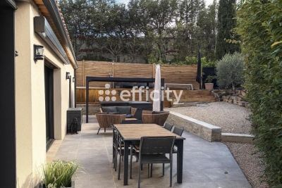 Maison à vendre à PEYNIER  - 3 pièces - 80 m² 