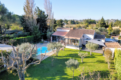 Maison &agrave; vendre &agrave; ROCHEFORT-DU-GARD  - 5 pi&egrave;ces - 157 m&sup2; 