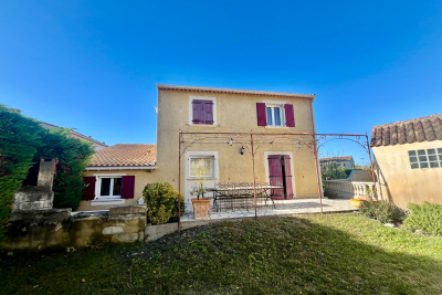 Maison à vendre à L'ISLE-SUR-LA-SORGUE  - 6 pièces - 138 m² 