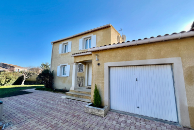 Maison &agrave; vendre &agrave; L'ISLE-SUR-LA-SORGUE La Ville - 6 pi&egrave;ces - 138 m&sup2; 