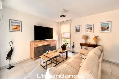 Appartement à vendre à HYÈRES  - 4 pièces - 88 m² 