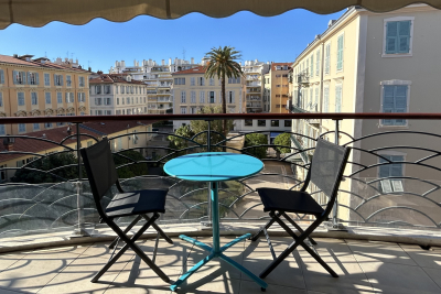 Appartement à louer à NICE  - 3 pièces - 55 m² 