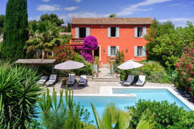 Maison à vendre à ANTIBES  - 11 pièces - 267 m² 