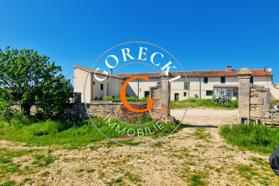 Maison à vendre à UZÈS  - 10 pièces - 142 m² 