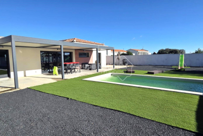 Maison à vendre à LES PENNES-MIRABEAU  - 5 pièces - 164 m² 