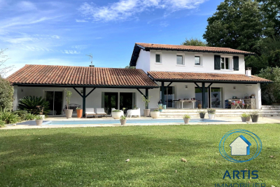 Maison &agrave; vendre &agrave; ASCAIN  - 6 pi&egrave;ces - 194 m&sup2; 