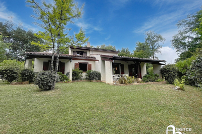 Maison à vendre à ST-SULPICE-ET-CAMEYRAC  - 8 pièces - 180 m² 