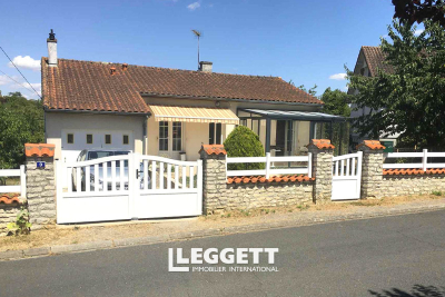 Maison &agrave; vendre &agrave; L ISLE JOURDAIN  - 4 pi&egrave;ces - 78 m&sup2; 
