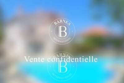 Maison à vendre à MARSEILLE 8EME  - 7 pièces - 250 m² 