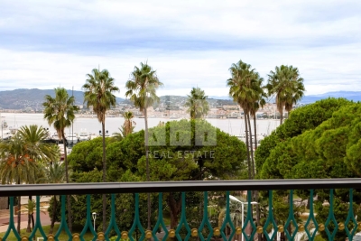 Appartement &agrave; vendre &agrave; CANNES  - 3 pi&egrave;ces - 84 m&sup2; 