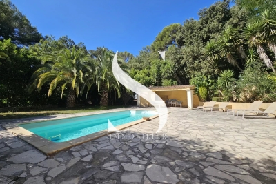 Appartement &agrave; vendre &agrave; MOUGINS  - 3 pi&egrave;ces - 95 m&sup2; 