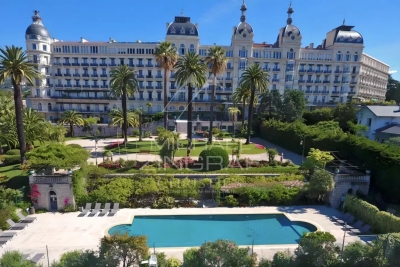 Appartement à louer à NICE  - 4 pièces - 190 m² 