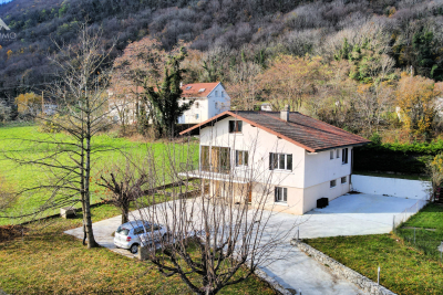 Maison à vendre à COLLONGES  - 5 pièces - 153 m² 