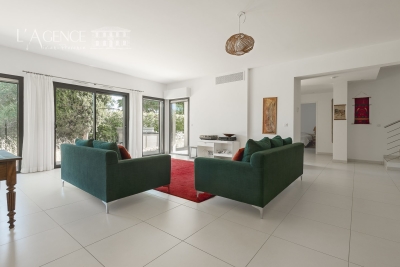 Appartement à vendre à AIX-EN-PROVENCE Pauriol-Vertus - 5 pièces - 166 m² 