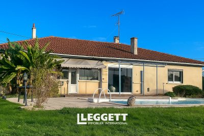 Maison à vendre à LE FLEIX  - 8 pièces - 171 m² 