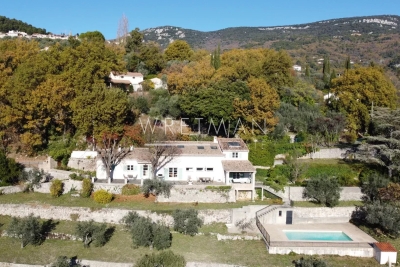 Maison &agrave; vendre terrain var piscine 