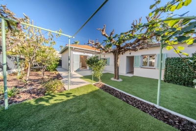 Maison à vendre à VALLAURIS  - 4 pièces - 82 m² 