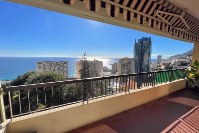 Apartment for sale in BEAUSOLEIL  - 3 rooms - 84 m² 