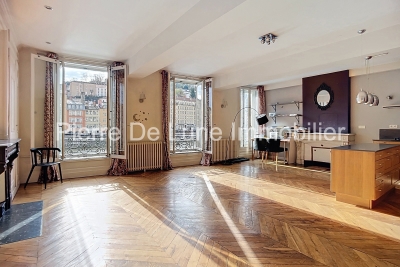 Appartement &agrave; vendre &agrave; LYON 1ER  - 3 pi&egrave;ces - 110 m&sup2; 