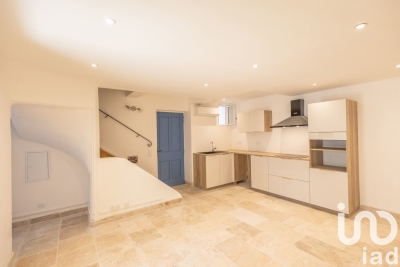 Maison à vendre à FONTVIEILLE  - 3 pièces - 81 m² 