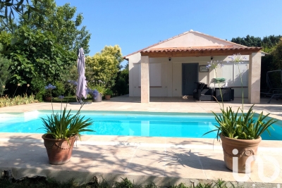 Maison à vendre à AIX-EN-PROVENCE Pauriol-Vertus - 8 pièces - 167 m² 