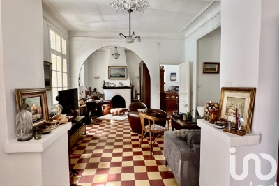 Maison à vendre à ST-SAVOURNIN Pauriol-Vertus - 5 pièces - 161 m² 