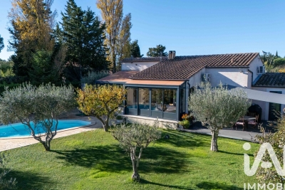 Maison à vendre à immobilier ROCHEFORT-DU-GARD  - 5 pièces - 157 m² 