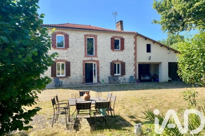 Maison à vendre à AIRE-SUR-L'ADOUR  - 3 pièces - 90 m² 