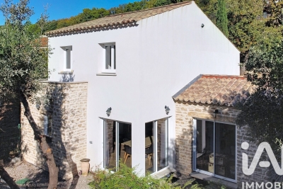 Maison à vendre à BAGNOLS-EN-FORÊT  - 4 pièces - 90 m² 